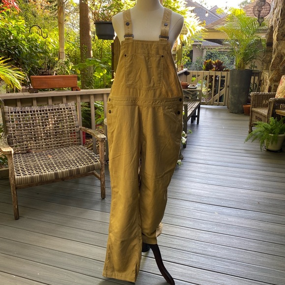 Patagonia Women’s All Seasons Hemp Bib Overalls - Picture 2 of 15